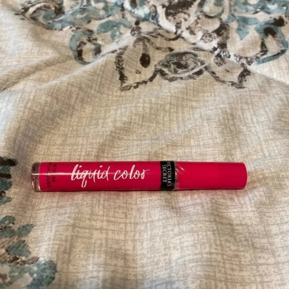 Victoria's Secret Liquid Lip Bombshell